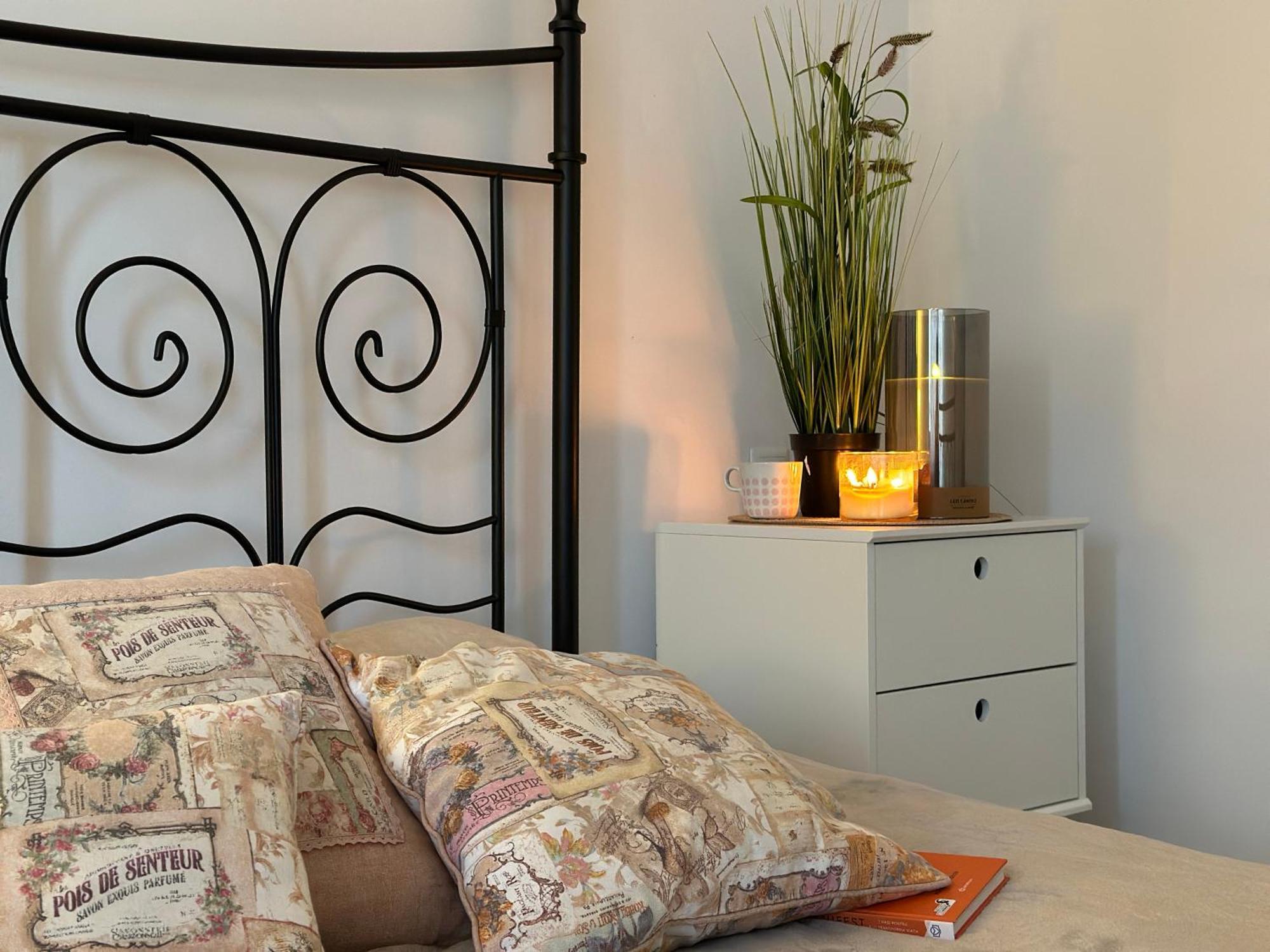Pensiunea Gradina Ascunsa Bughea de Jos Ngoại thất bức ảnh