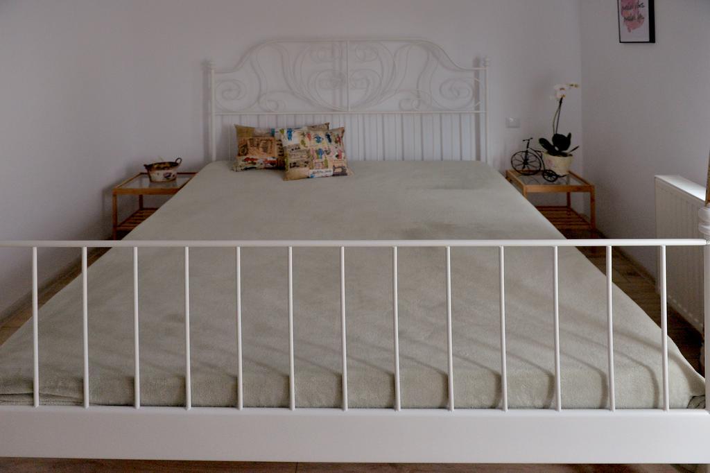 Pensiunea Gradina Ascunsa Bughea de Jos Ngoại thất bức ảnh