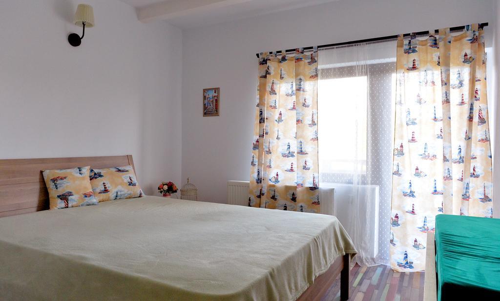 Pensiunea Gradina Ascunsa Bughea de Jos Ngoại thất bức ảnh